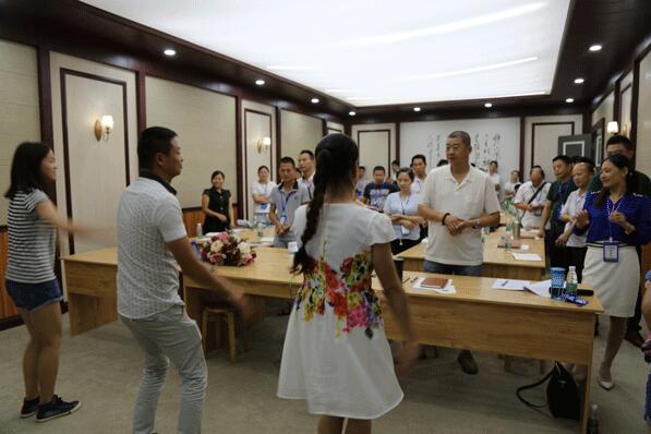 熱烈祝賀天然居第十九期營銷培訓圓滿結(jié)業(yè)